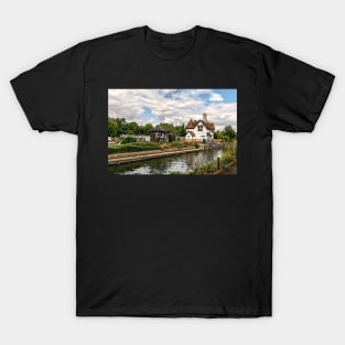 Goring on Thames Lock T-Shirt